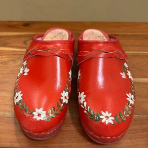 Vintage Red Leather Handpainted Flowers Swedish Clogs Red Wood Base Size 6